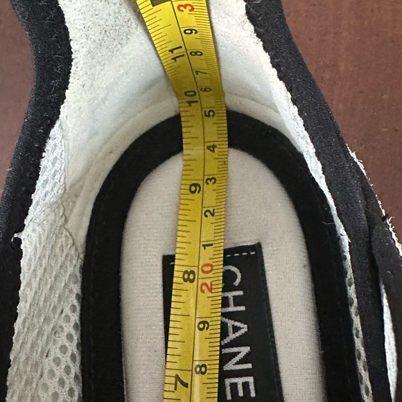 Chanel Sneakers 22S White Black - Picture 17 of 17
